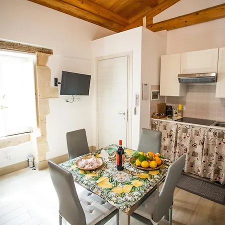 Attico Roma * Syracuse